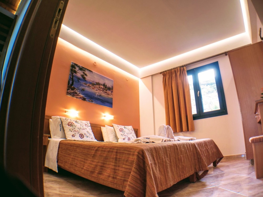 Ippoliti Village — Hotel rooms in Hersonissos