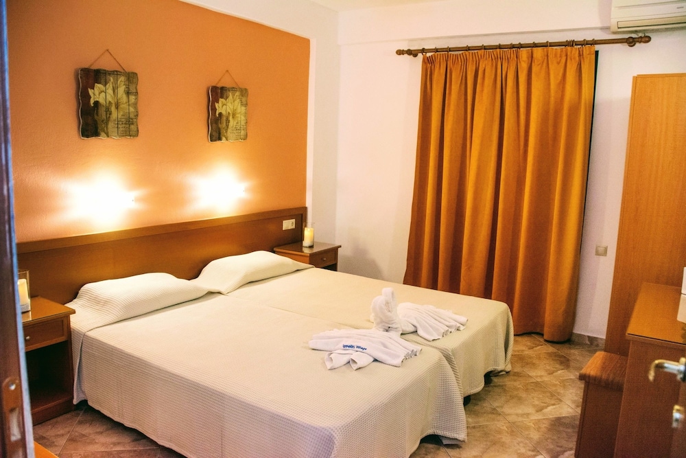 Ippoliti Village — Hotel rooms in Hersonissos