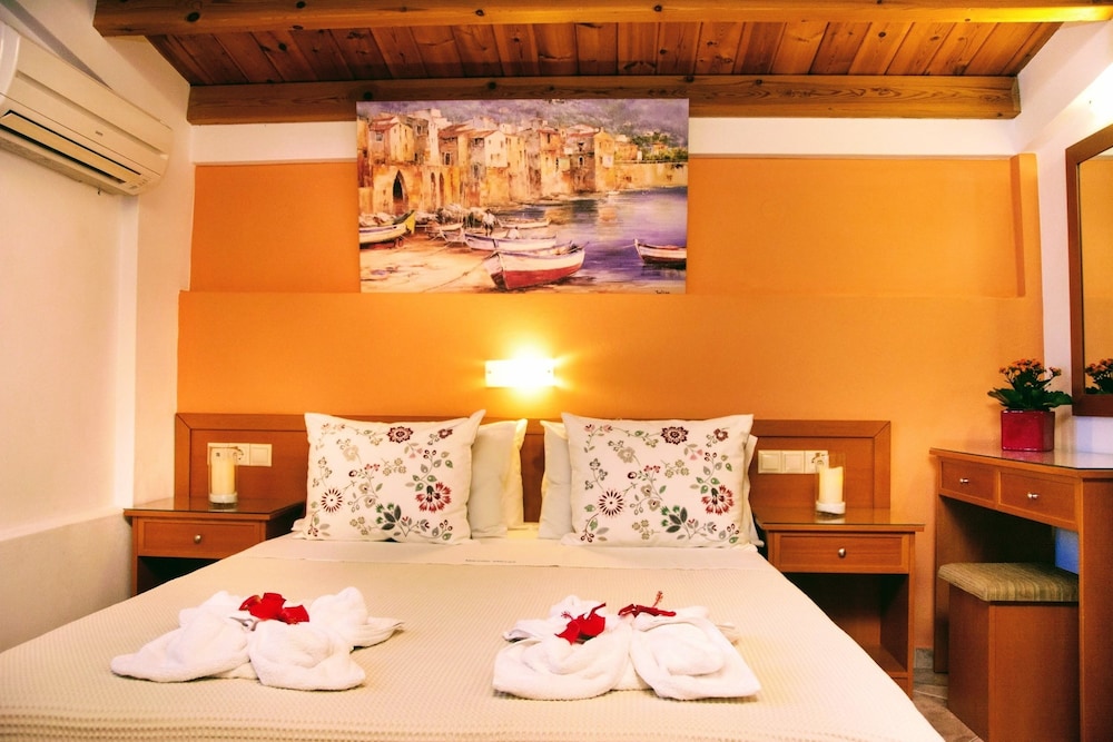 Ippoliti Village — Hotel rooms in Hersonissos