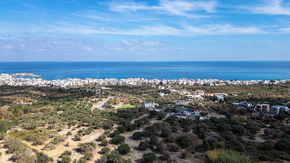 Ariadni Palace Apartments — Attractions in the area in Hersonissos