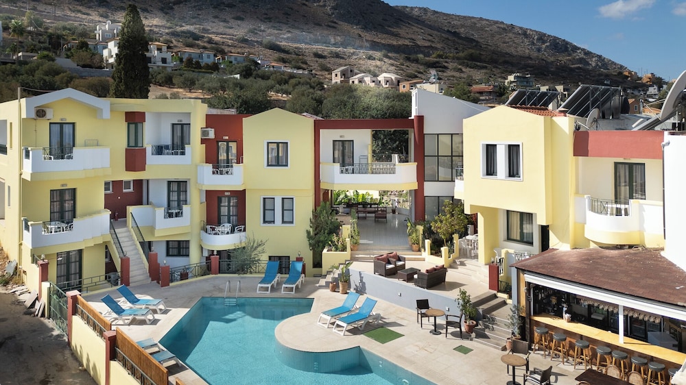 Ariadni Palace Apartments — Hotel building in Hersonissos