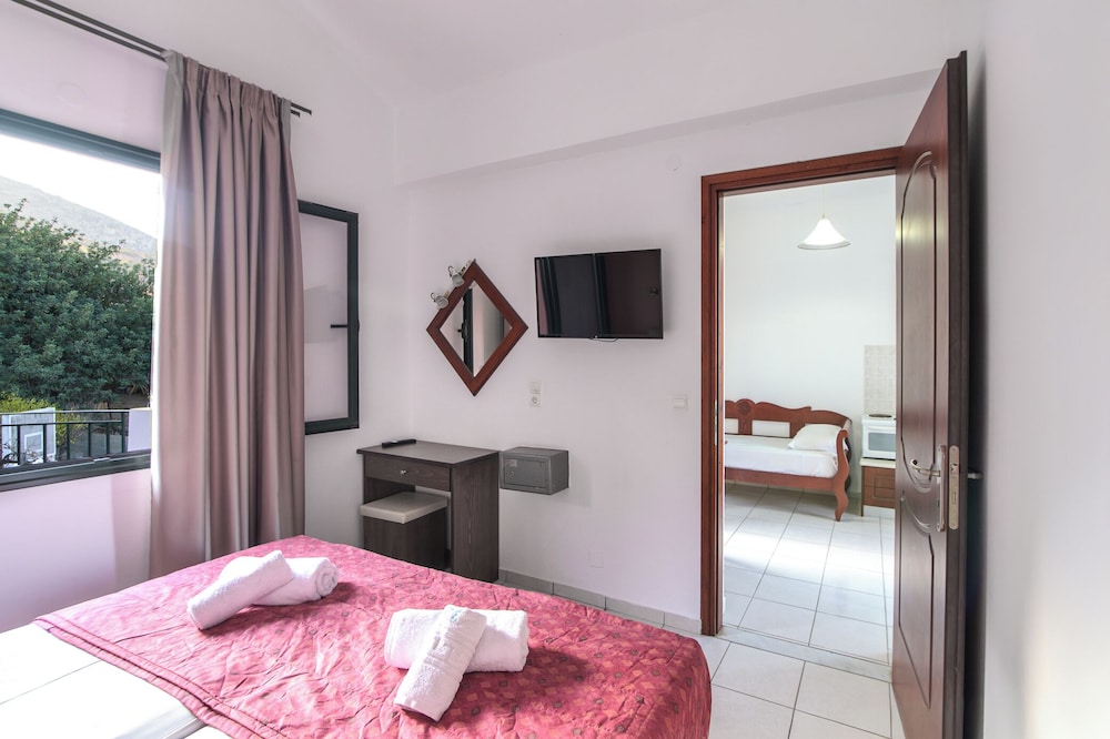 Ariadni Palace Apartments — Hotel rooms in Hersonissos