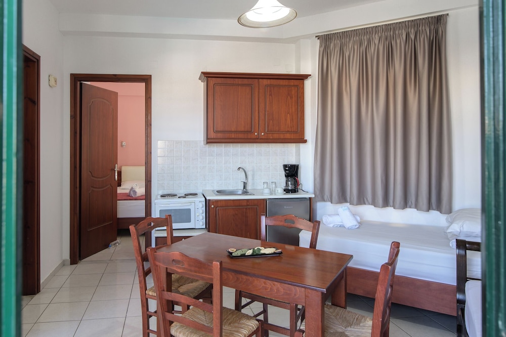 Ariadni Palace Apartments — Hotel rooms in Hersonissos