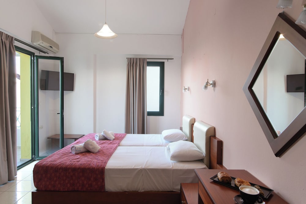 Ariadni Palace Apartments — Hotel rooms in Hersonissos