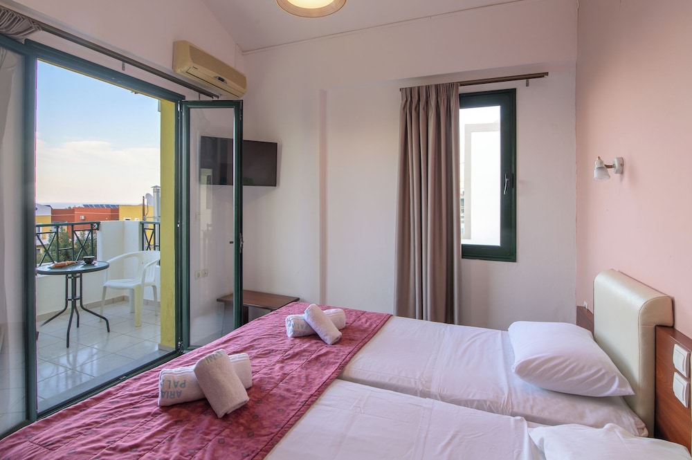 Ariadni Palace Apartments — Hotel rooms in Hersonissos