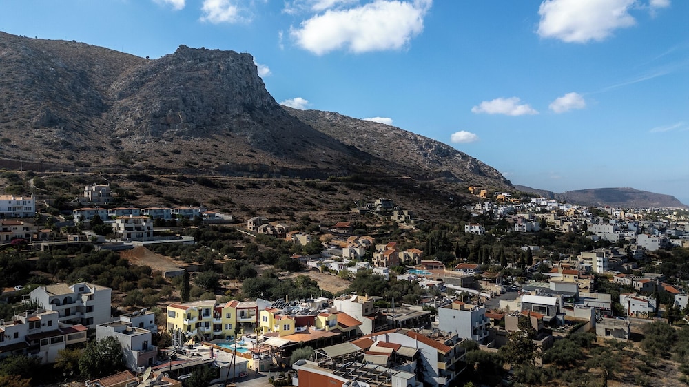 Ariadni Palace Apartments — Attractions in the area in Hersonissos