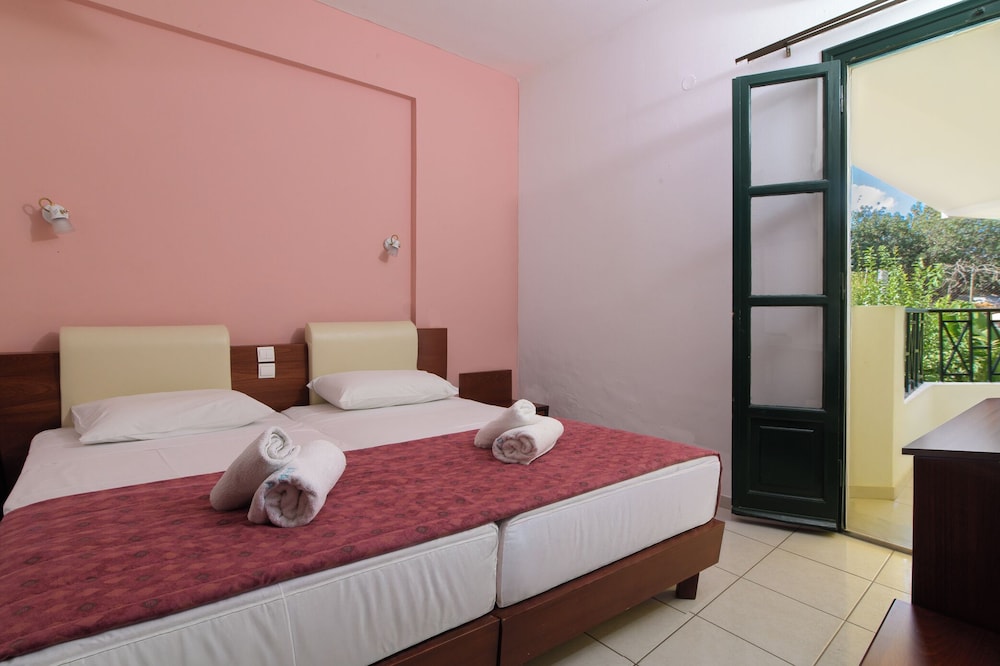 Ariadni Palace Apartments — Hotel rooms in Hersonissos