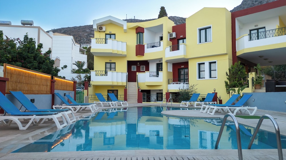 Ariadni Palace Apartments — Hotel building in Hersonissos