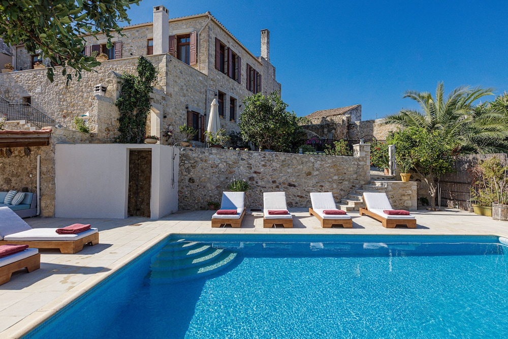 Villa Candice — Swimming pool in Rethymnon