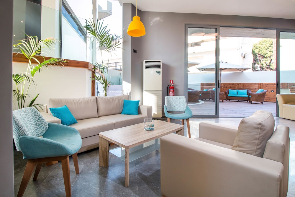 Sunny Days Hotel — Hotel building in Ialyssos, South Aegean