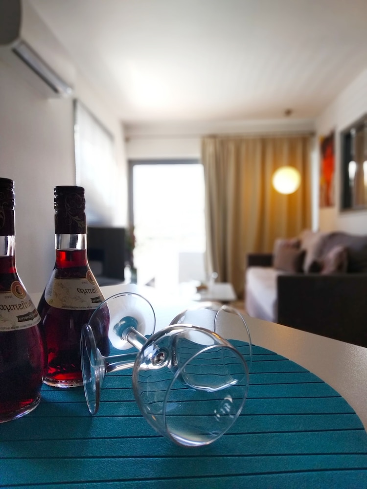 Sunny Days Hotel — Hotel rooms in Ialyssos, South Aegean