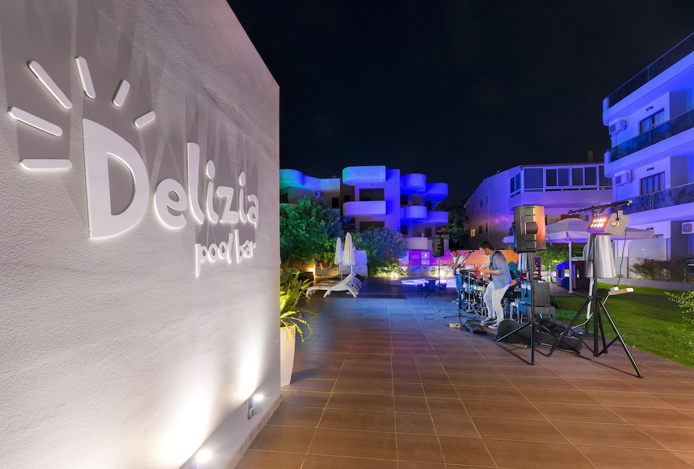 Sunny Days Hotel — Restaurant & bars in Ialyssos, South Aegean