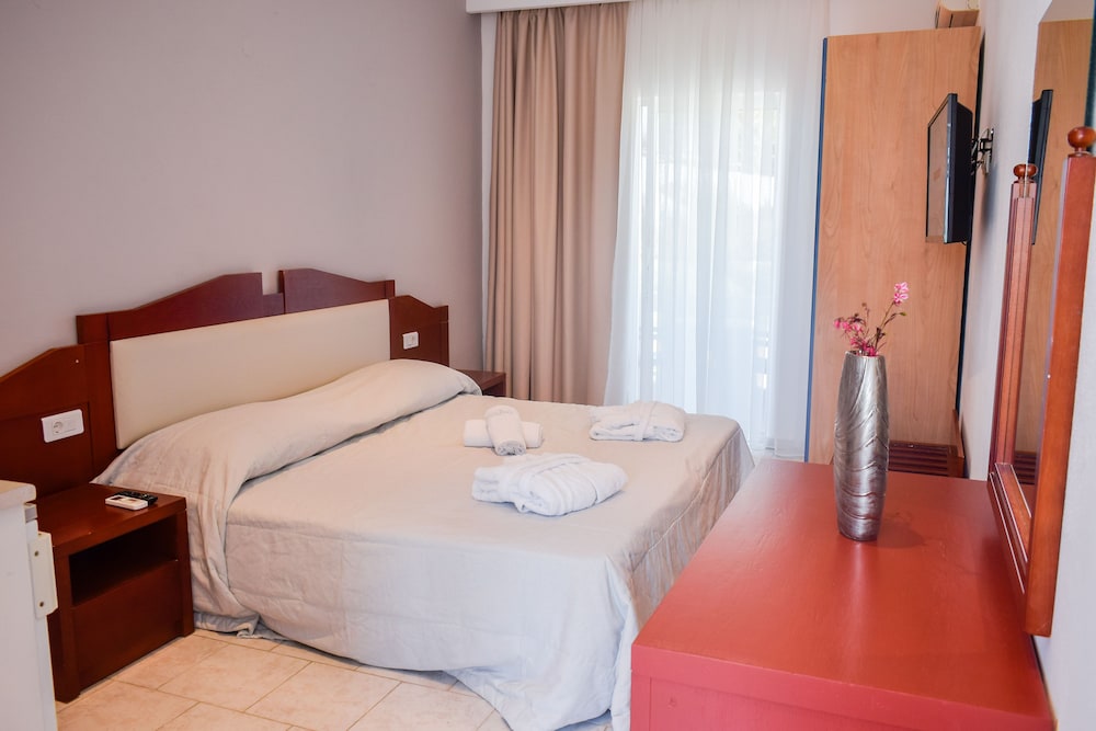 Dias studios — Hotel rooms in Georgioupolis