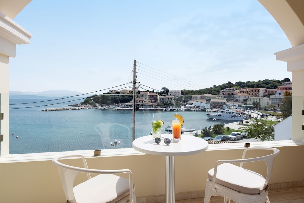 Melina Bay Boutique Hotel — Hotel rooms in Kassopei, Ionian Islands