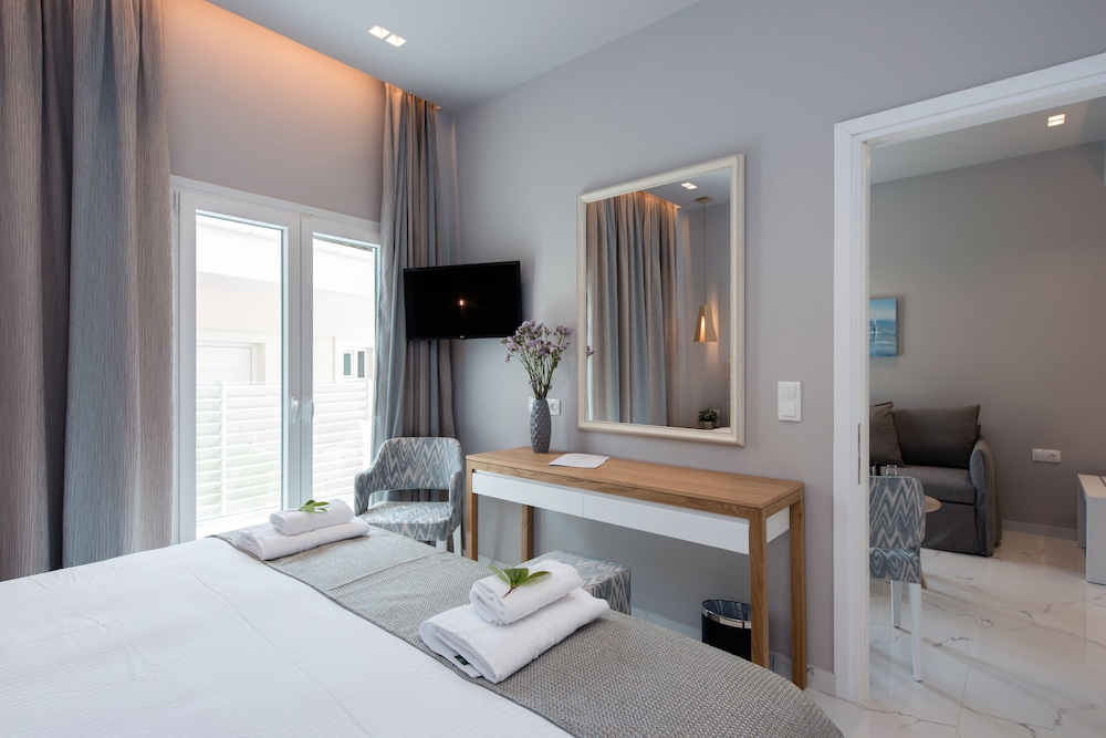 Melina Bay Boutique Hotel — Hotel rooms in Kassopei, Ionian Islands