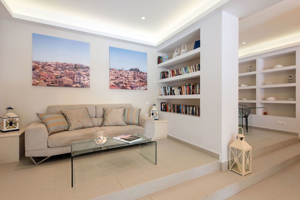 Melina Bay Boutique Hotel — Hotel rooms in Kassopei, Ionian Islands