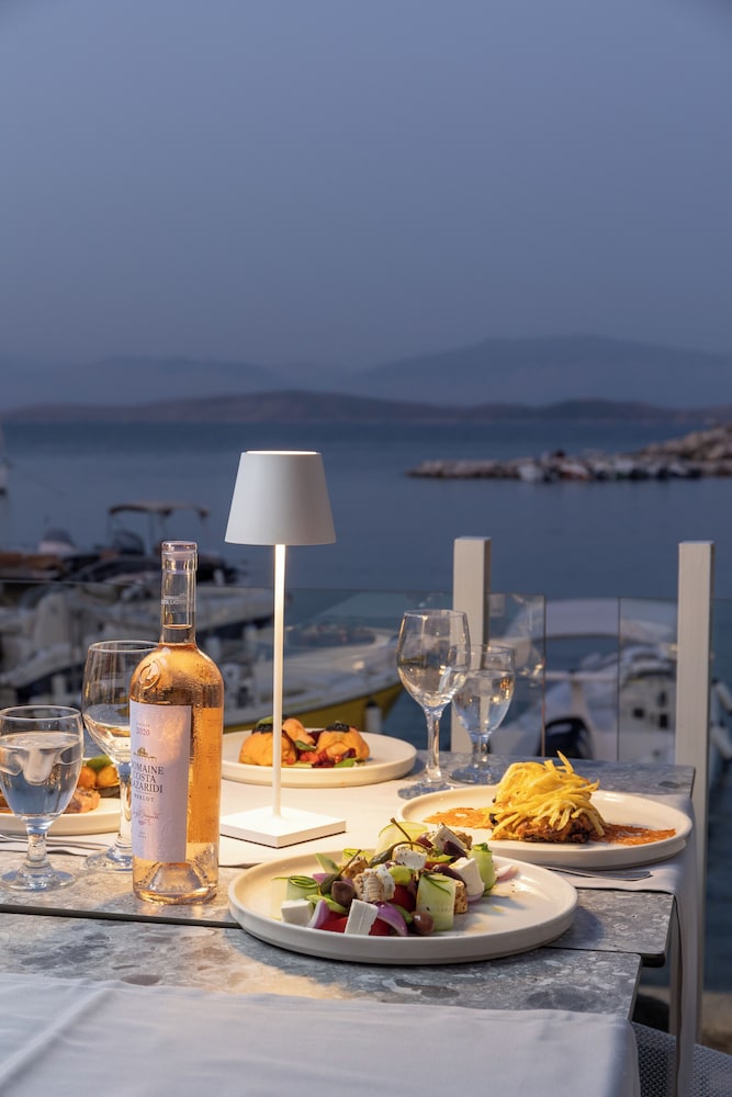 Melina Bay Boutique Hotel — Restaurant & bars in Kassopei, Ionian Islands