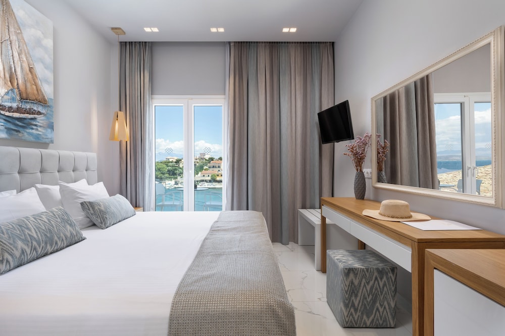 Melina Bay Boutique Hotel — Hotel rooms in Kassopei, Ionian Islands