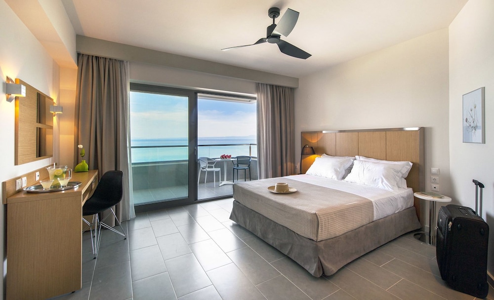 Ostria Sea Side Hotel - zdjęcie 4