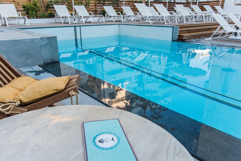 Kahlua Boutique Hotel - Adults Only — Swimming pool in Hersonissos