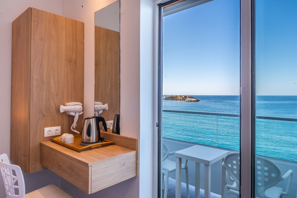 Kahlua Boutique Hotel - Adults Only — Hotel rooms in Hersonissos