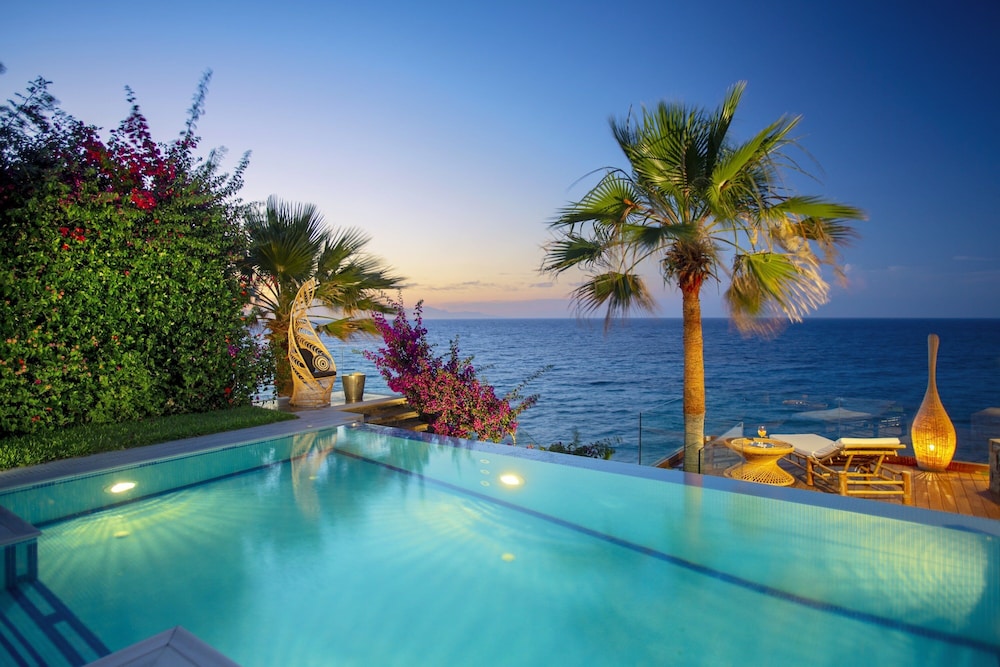 Porto Zante Villas And Spa — Swimming pool in Tsilivi, Ionian Islands