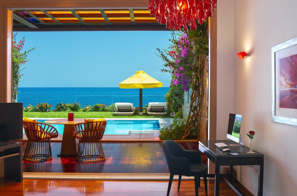 Porto Zante Villas And Spa — Hotel rooms in Tsilivi, Ionian Islands