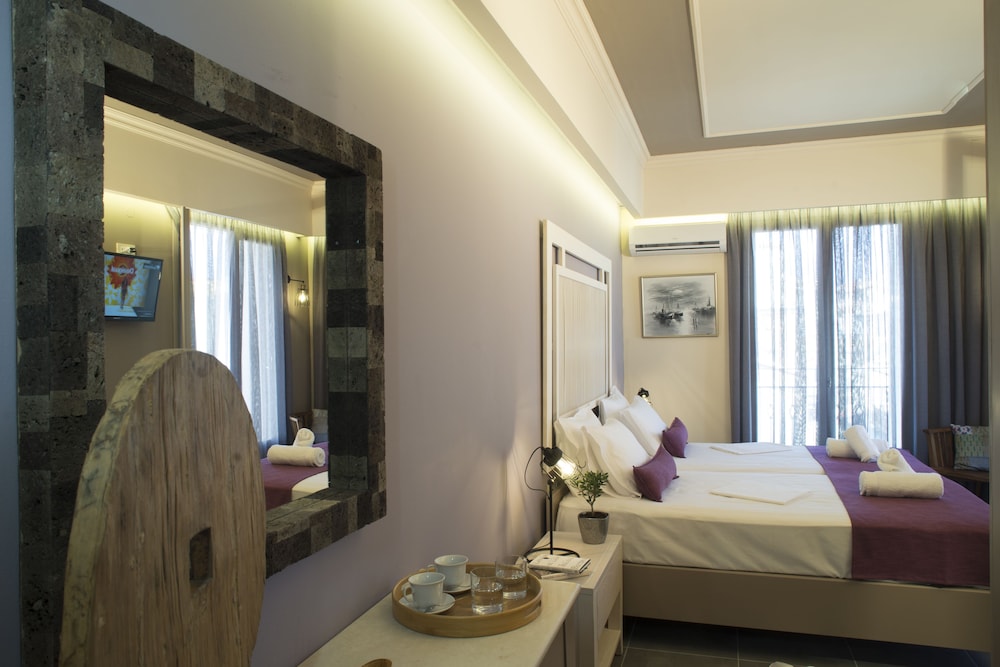 Elia Potie — Hotel rooms in Chania