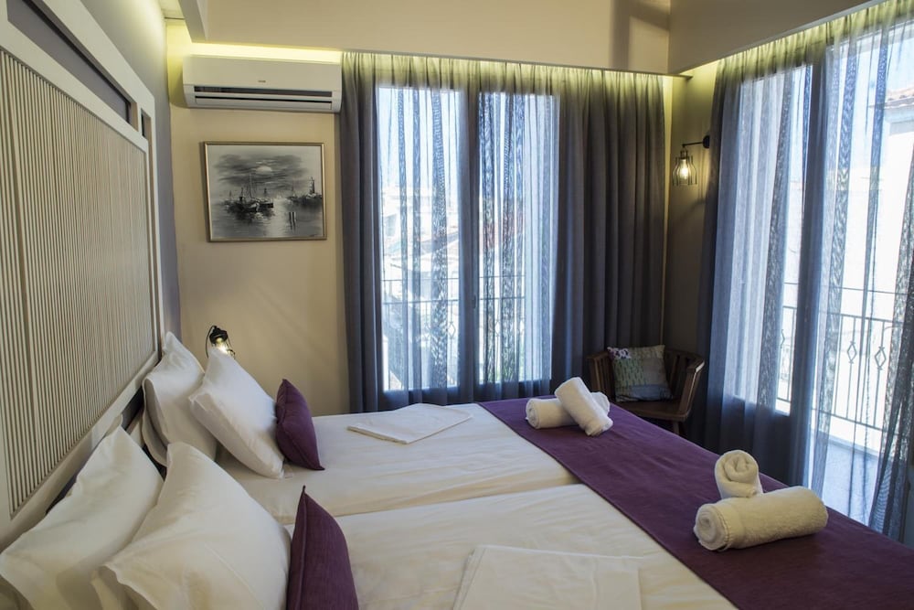 Elia Potie — Hotel rooms in Chania