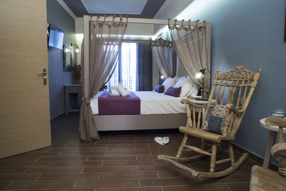 Elia Potie — Hotel rooms in Chania
