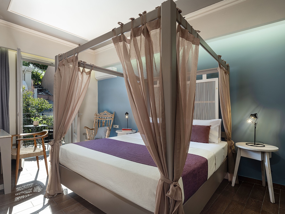 Elia Potie — Hotel rooms in Chania