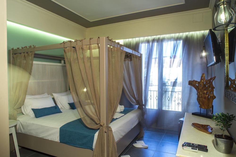 Elia Potie — Hotel rooms in Chania