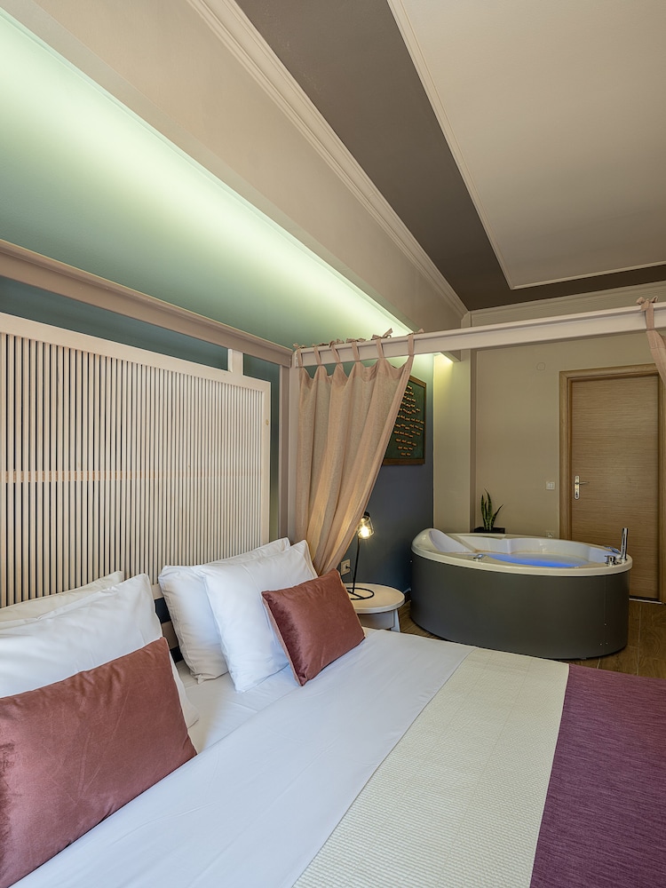 Elia Potie — Hotel rooms in Chania