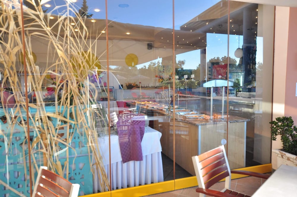 Michelangelo Resort Corfu — Restaurant & bars in Kassopei, Ionian Islands