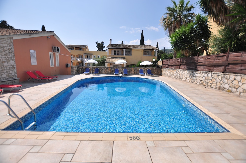 Michelangelo Resort Corfu — Swimming pool in Kassopei, Ionian Islands