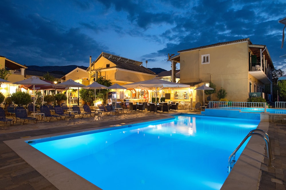 Solaris Apartment Kassiopi — Swimming pool in Kassopei, Ionian Islands