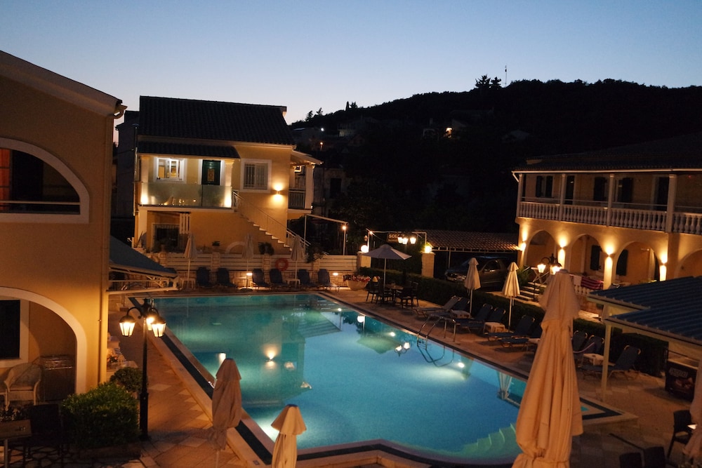 Solaris Apartment Kassiopi — Swimming pool in Kassopei, Ionian Islands