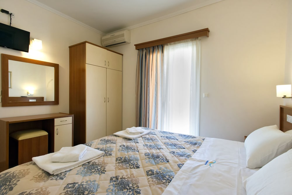 Solaris Apartment Kassiopi — Hotel rooms in Kassopei, Ionian Islands