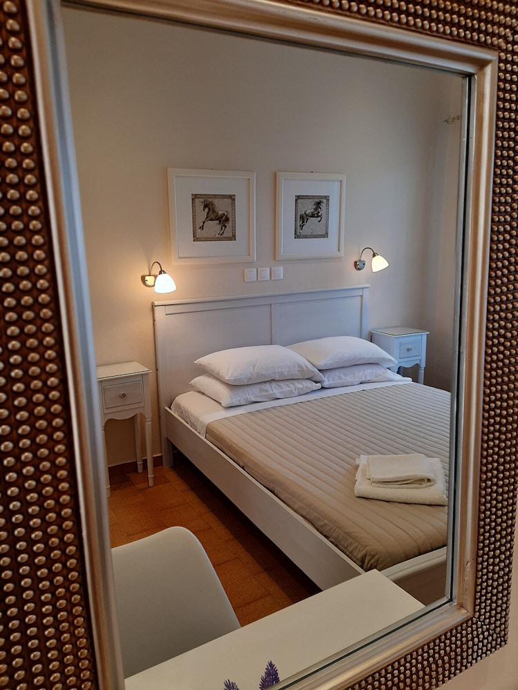 Solaris Apartment Kassiopi — Hotel rooms in Kassopei, Ionian Islands