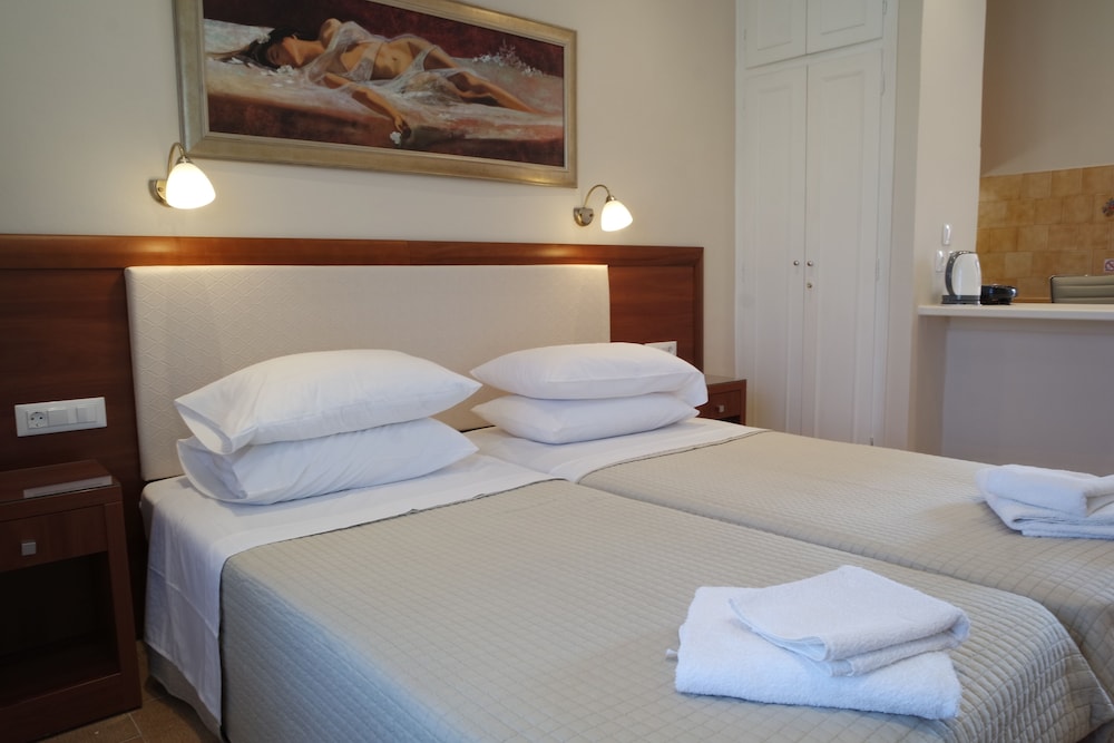 Solaris Apartment Kassiopi — Hotel rooms in Kassopei, Ionian Islands
