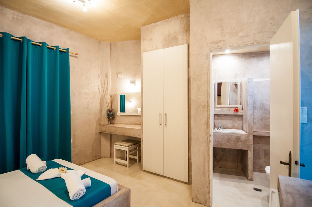 Zante Nest Studios & Apartments — Hotel rooms in Alikanas, Ionian Islands