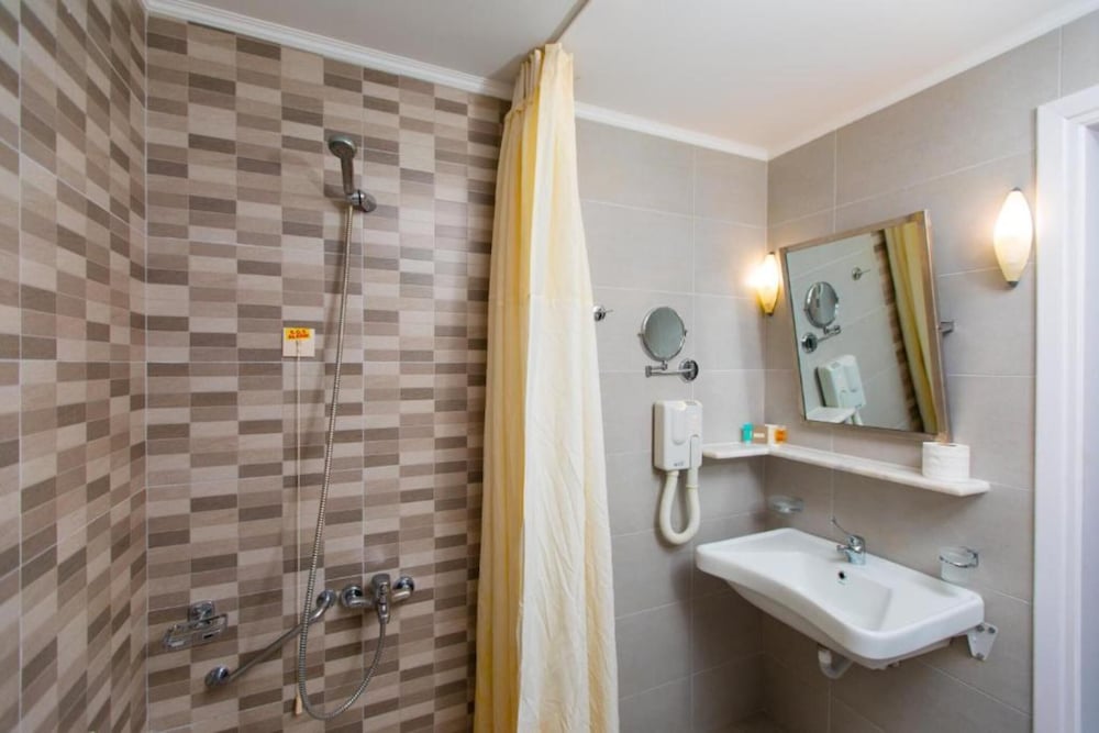 Anita Beach Hotel - Adults Only — Hotel rooms in Rethymnon