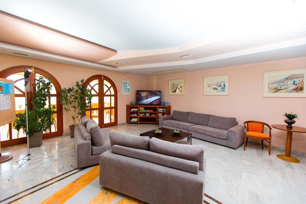 Anita Beach Hotel - Adults Only — Hotel rooms in Rethymnon