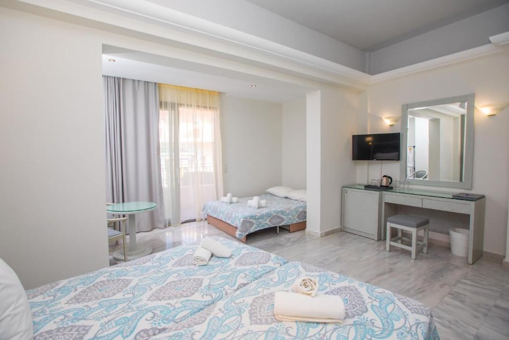 Anita Beach Hotel - Adults Only — Hotel rooms in Rethymnon