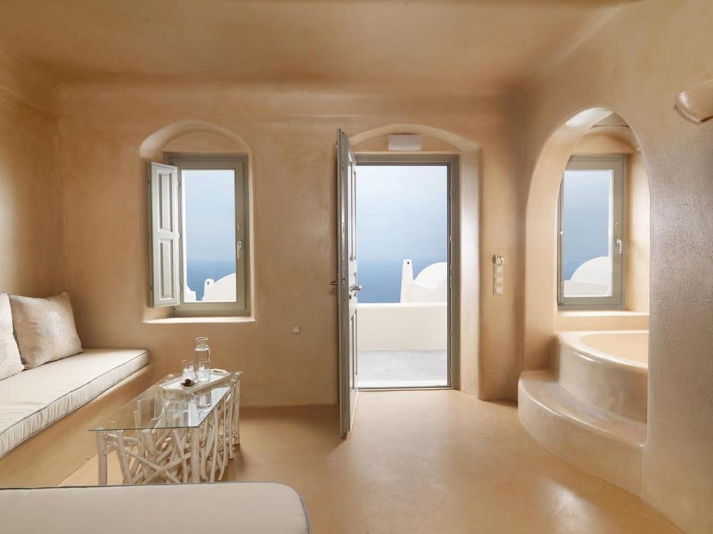 Dome Santorini Resort & Spa — Hotel rooms in Imerovigli, South Aegean