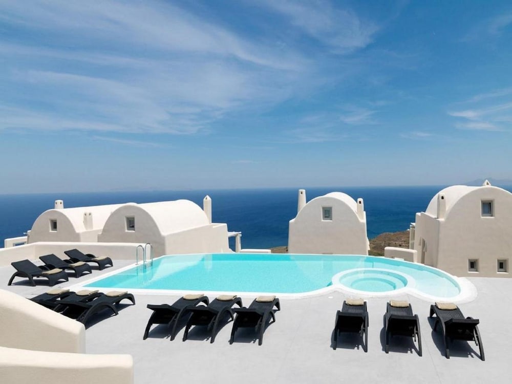 Dome Santorini Resort & Spa — Swimming pool in Imerovigli, South Aegean