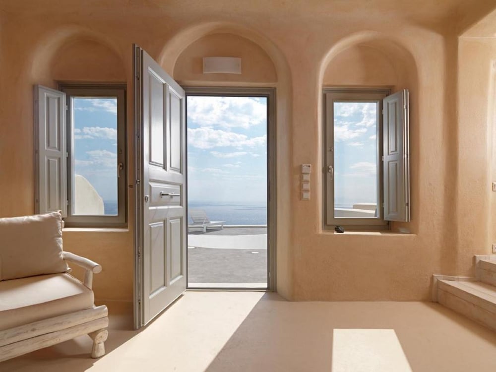 Dome Santorini Resort & Spa — Hotel rooms in Imerovigli, South Aegean