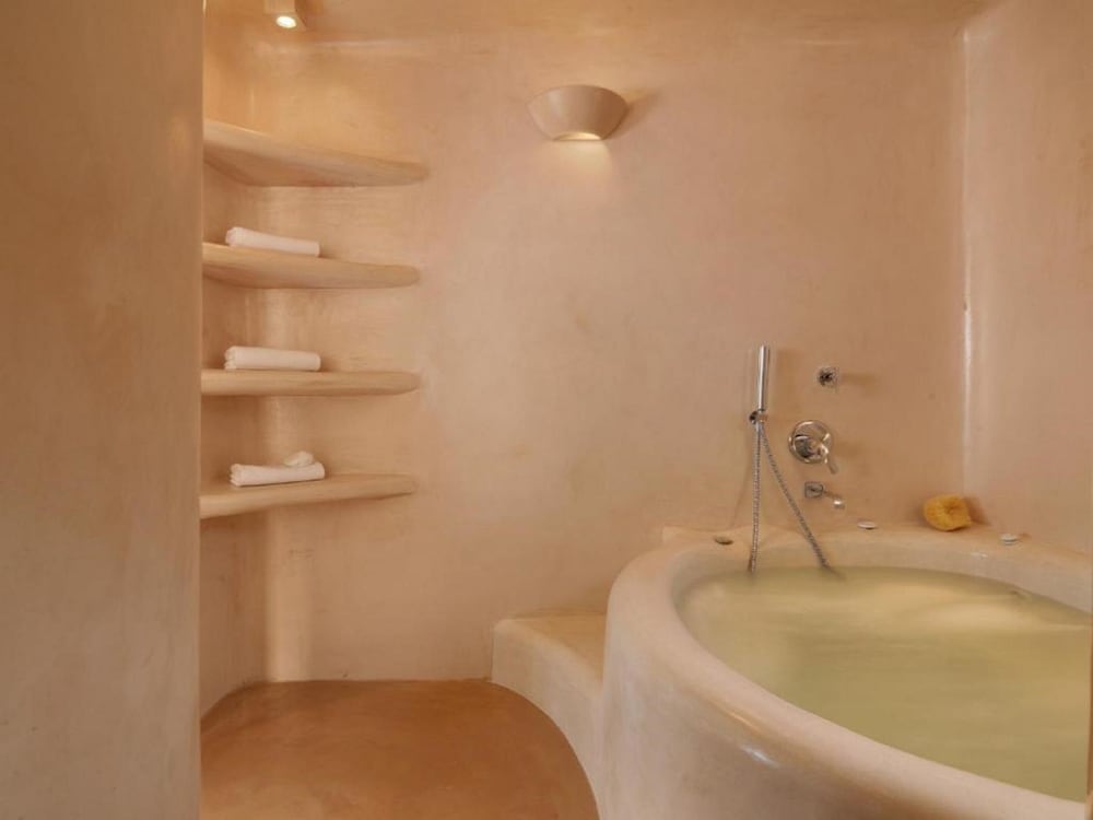 Dome Santorini Resort & Spa — Hotel rooms in Imerovigli, South Aegean