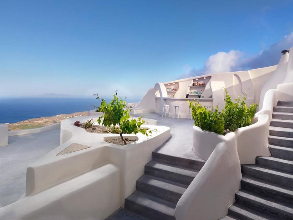 Dome Santorini Resort & Spa — Restaurant & bars in Imerovigli, South Aegean