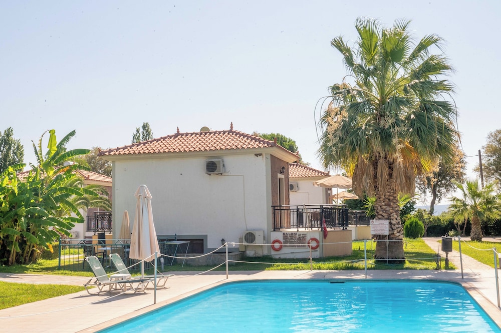 Kaloni village apartments — Swimming pool in Lesvos Island
